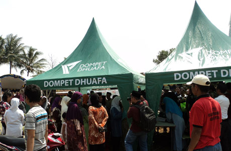  Dompet Dhuafa Gelar Pasar Murah di BogorDompet Dhuafa Gelar Pasar Murah di Bogor